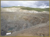 Aujourd hui j ai découvert Une mine de cuivre à ciel ouvert