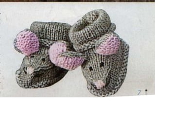 Patron crochet chaussons bébé 12 mois - Mary Gwinver