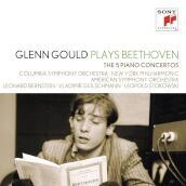 Plays beethoven piano concertos n.1-5