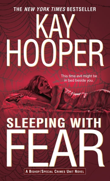 Sleeping with Fear - Kay Hooper