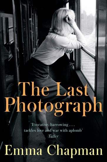 The Last Photograph - Emma Chapman