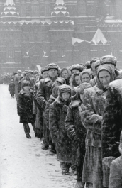 In coda al mausoleo di Lenin, Mosca 1960